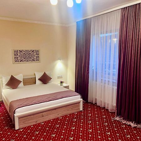 Daisez Hotel Almati Kültér fotó