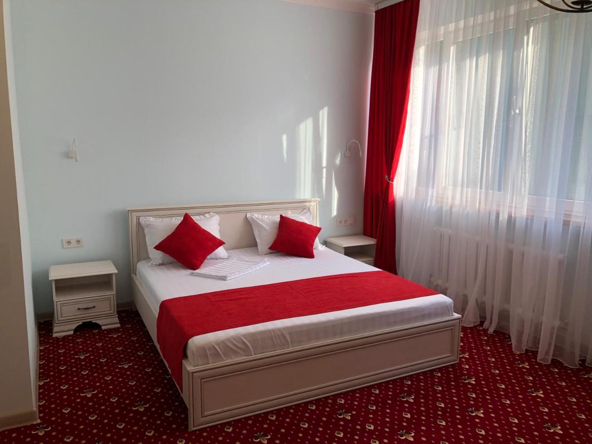 Daisez Hotel Almati Kültér fotó