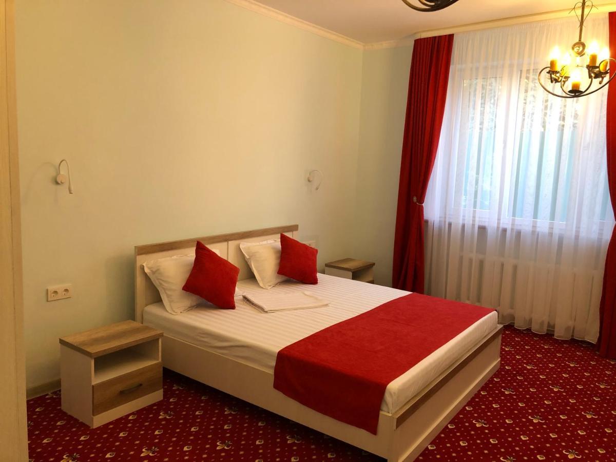 Daisez Hotel Almati Kültér fotó